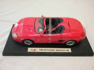 Maisto 1:18 Scale Diecast Ford Mustang Mach Iii - Mounted