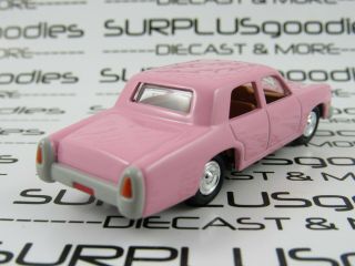 Johnny Lightning 1:64 LOOSE Collectible THE SIMPSONS PINK HOMER ' S CAR SEDAN 3