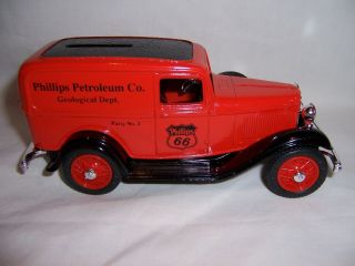 Phillips 66 Petroleum Co 1932 Ford Powder Truck Bank by ERTL 3