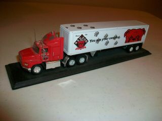Matchbox Collectibles - Red Dog Beer Truck - Ford Aeromax - 1:100
