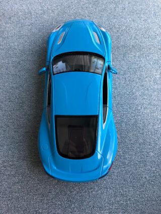 Welly 1:24 Aston Martin Vanquish Blue Diecast Model Sports Racing Car Toy BOXED 5