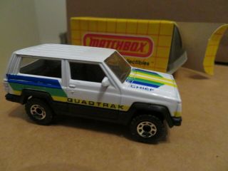 Matchbox Diecast MB27 Jeep Cherokee Quadtrak 1986 w 1983 Box w Box 2