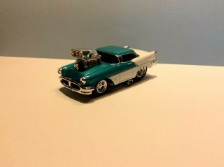 Muscle Machines 1956 Olds 88 1:64 Diecast - 56 Oldsmobile 88 - - -