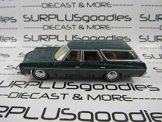 Johnny Lightning 1:64 Scale Loose Green 1973 Chevrolet Caprice Station Wagon