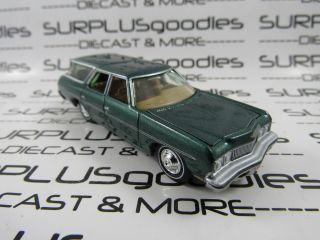 Johnny Lightning 1:64 Scale LOOSE Green 1973 CHEVROLET CAPRICE Station Wagon 5