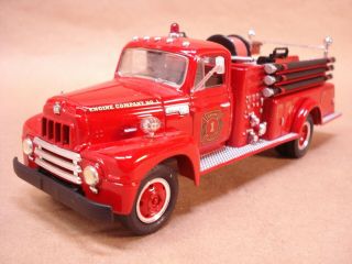 First Gear 1/34 Scale Diecast 1957 International R - 190 Fire Truck