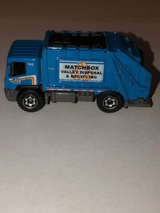 2009 Matchbox ' 08 Garbage Truck Trash Refuse - Valley 5 - Pack - Recycle MB742 3