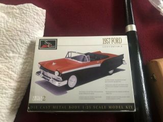Spec Cast 1957 Ford Convertible 1:25 Scale Die Cast Metal Body Model Kit