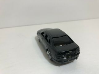 Audi A8 Maisto 1/26 Scale Miniature Car Metallic Forest Green Dark Gray Black 2