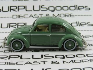 Johnny Lightning 1:64 Scale Loose Green 1950 Volkswagen Split Window Bettle Bug