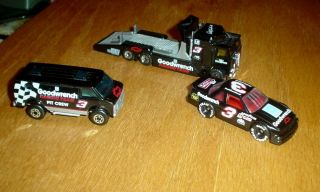 Matchbox 3 Piece Race Team Dale Earnhardt Goodwrench 3 1/64th Loose