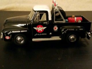 Matchbox Models Of Yesteryear 1/43 Scale 1953 Ford F100 Flying A Tire Service.