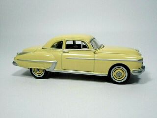 Johnny Lightning 1950 Oldsmobile 88 Club Coupe 1/64 Scale Le Diecast Model