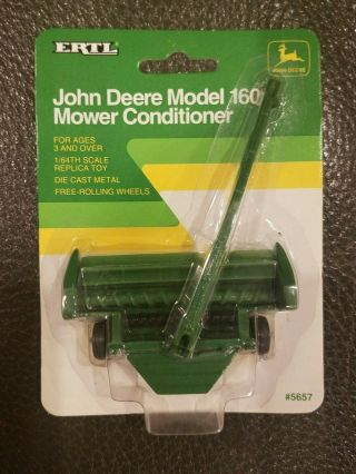 Vintage 1992 Ertl John Deere Mower Conditioner 5657 Diecast