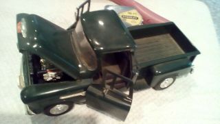 1:24 Scale 1955 Chevrolet Step - Side Pick Up No.  68064 Dark Green,