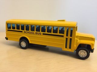 Classic American Yellow Bus 1/64 Scale Die Cast Pull Back Action 5” Toy Model 3