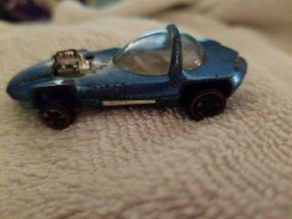 Hot Wheels Red Line Silhouette Light Ice Blue