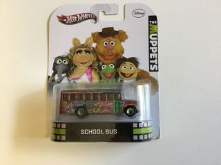 Hot Wheels Retro Entertainment “the Muppets” School Bus With Real Riders