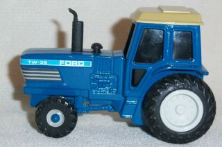 1/64 Ford Tw - 35 Power Pull With Fwa And Wfe Farm Toy Tractor Diecast