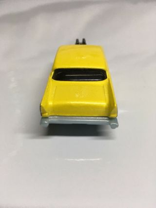 Hot Wheels ' 57 Chevy Chevrolet 1976 Yellow Made in Malaysia 3