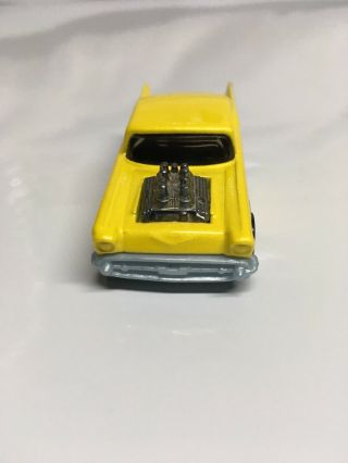 Hot Wheels ' 57 Chevy Chevrolet 1976 Yellow Made in Malaysia 5