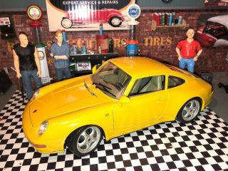 1993 Porsche Carrera 911,  964 Rs Exotic Sports Car,  Bburago 1:18,  Yellow