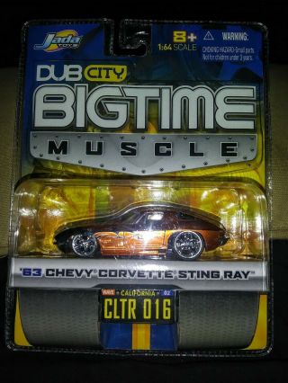 1/64 2005 Jada Toys Dub City Big Time Muscle 63 Corvette Sting Ray 2