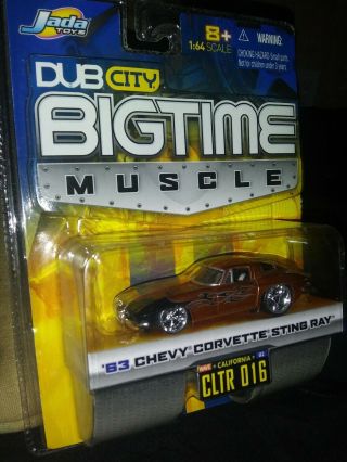 1/64 2005 Jada Toys Dub City Big Time Muscle 63 Corvette Sting Ray 3