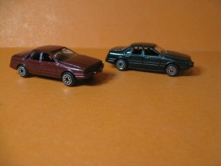 Tootsietoy - 2 Cadillac Seville Sts 1/64 - Loose
