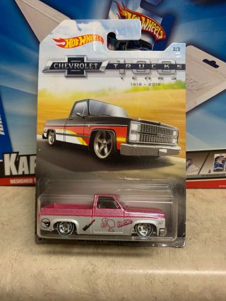 2018 Hot Wheels 83 Chevy Silverado Custom Pink/white Barbie Real Riders