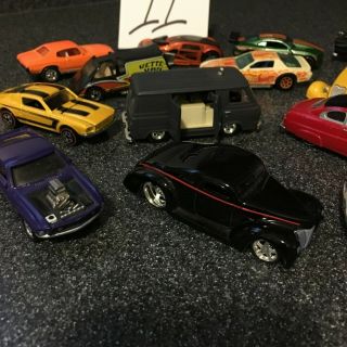 15 mixed cars,  Hot Wheels,  Jada & other,  Camaro,  GT40,  Mustang and more 3