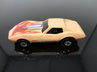 Vintage 1975 Hot Wheels Chevrolet Corvette Pink / Orange W Flames