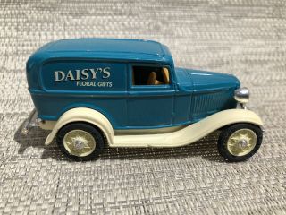 Ertl 1/43 Diecast 1932 Ford Panel Delivery Truck Daisy’s Floral Gifts
