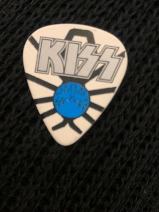 Kiss Guitar Pick Tommy Thayer Signed Blue Spider Series 2017 Very Rare Spaceman
