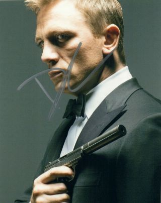 Daniel Craig Authentic Signed Autographed 8x10 Photograph Holo
