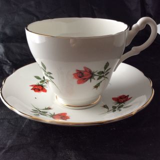 Vintage Royal Ascot Teacup And Saucer,  Bone China England,  White With Red Roses