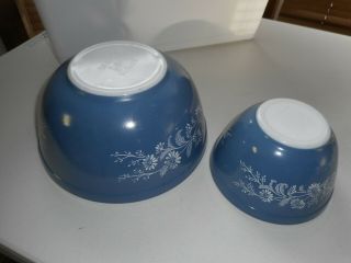2 Vintage Pyrex Blue Colonial Mist Mixing Bowls 401 (1.  5 Pint) 403 (2.  5 Qt)