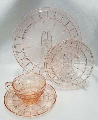 Jeannette Glass Doric Pink Pattern 4 Pc Place Setting,  Dinner/bread/cup/saucer