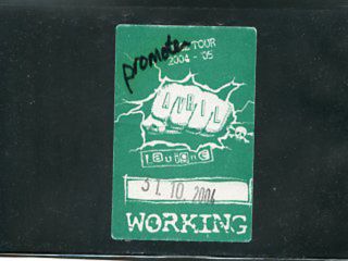 Avril Lavigne - Bonez Tour 2004 - 05 - Satin Pass Personnel