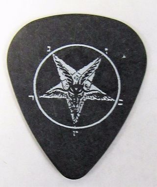 Foo Fighters Dave Grohl Pentagram Guitar Pick 2004 One By One Tour