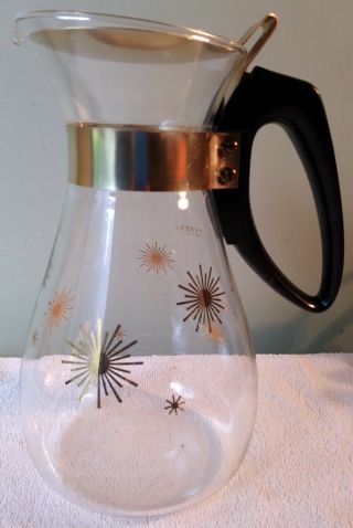 8.  5 " Vintage Pyrex Stars Clear Glass Pitcher Carafe W/ Lid 1950s