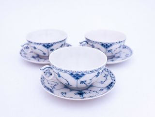 3 Teacups & Saucers 656 - Blue Fluted Royal Copenhagen - Half Lace 1:st Quality