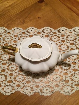 Shelley Regency Dainty Teapot White with Gold Trim - Vintage Fine China 3