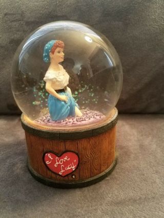 I Love Lucy Grape Stomping Snow Globe Music Box.  Collectable,  Lucille Ball
