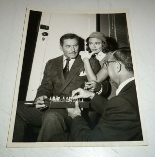 1957 Vintage Candid Photo Errol Flynn Dorothy Malone / Nat Dallinger