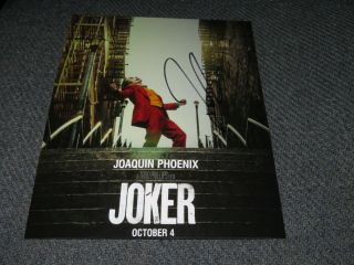 Joaquin Phoenix Signed 8x10 Photo Joker Movie Pose 1