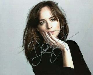 Autographed Dakota Johnson Signed 8 X 10 Photo Sexy