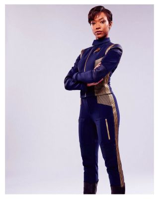 - - Star Trek " Discovery " - (michael) - " Sonequa Martin - Green " Glossy 8x10 Photo - B -