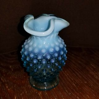 Vintage Fenton Small Mini Blue Opalescent Hobnail Tri - Cornered Vase Rare