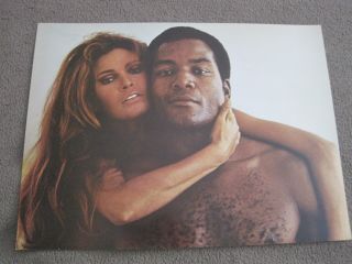 Large 11 X 14 Color Photograph 1969 100 Rifles Raquel Welch And Jim Brown